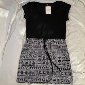 NWT ETCYY NEW Womens SZ S Cap Sleeve Summer Dress Crew-Neck Tie Front ALine Mini